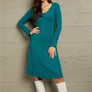 NEW Culture Code Retro Ribbed Long Flared Sleeve Midi Dress in Teal